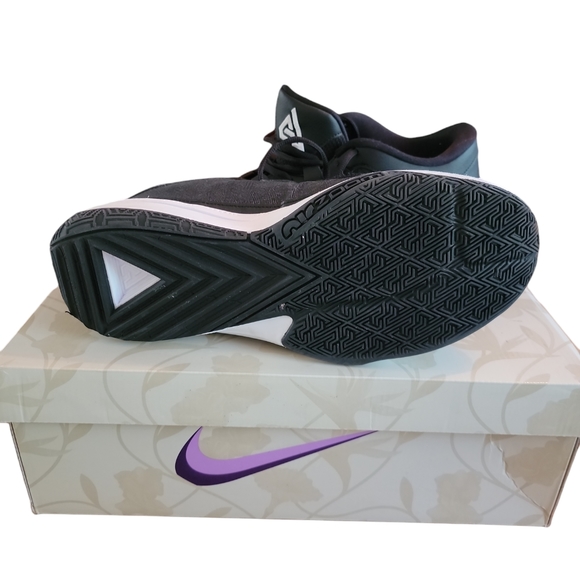 Nike Zoom Freak 5 - Picture 4 of 9